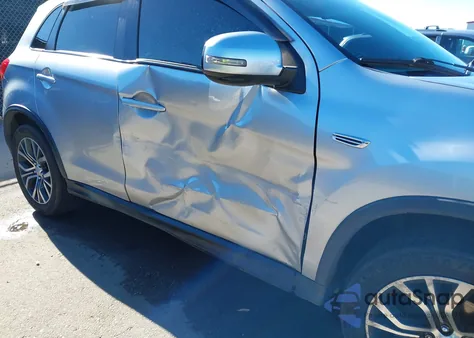 2016 Mitsubishi Outlander Sport 2.0 Es z USA, uszkodzony, nr VIN JA4AP3AU2GZ030930